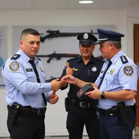 transferência de 80 pistolas